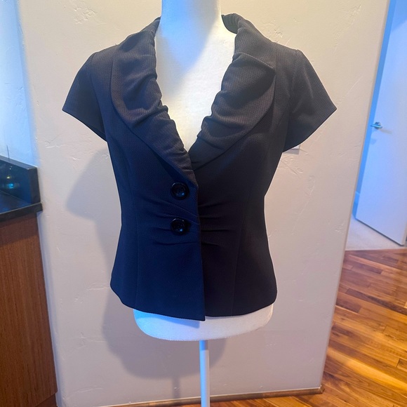Short sleeve blazer - Picture 1 of 7